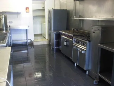 Deep Cleaning Picture of recently cleaned commercial kitchen